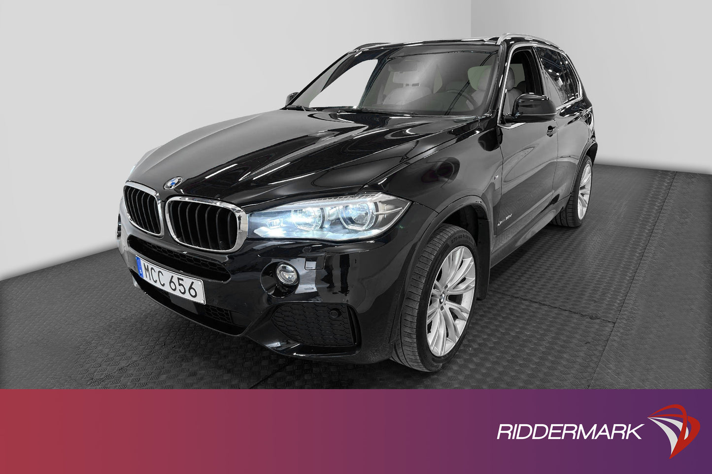 BMW X5 xDrive30d 258hk Innovation D-Värm Pano H/K Navi B-Kam