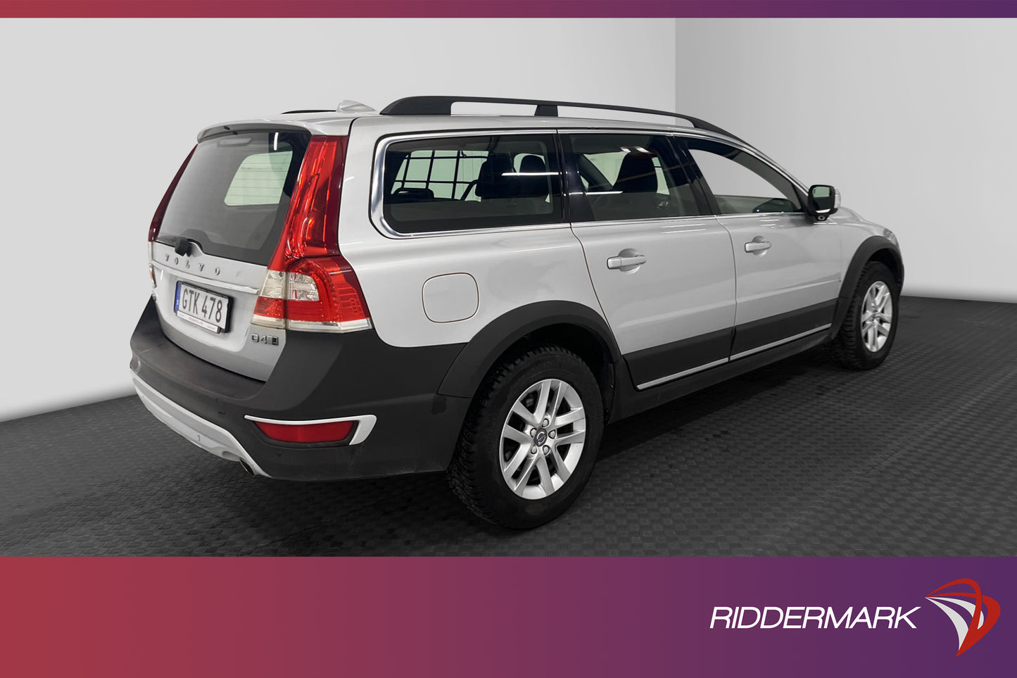 Volvo XC70 D4 AWD Momentum Classic D-värm VOC Navi BLIS