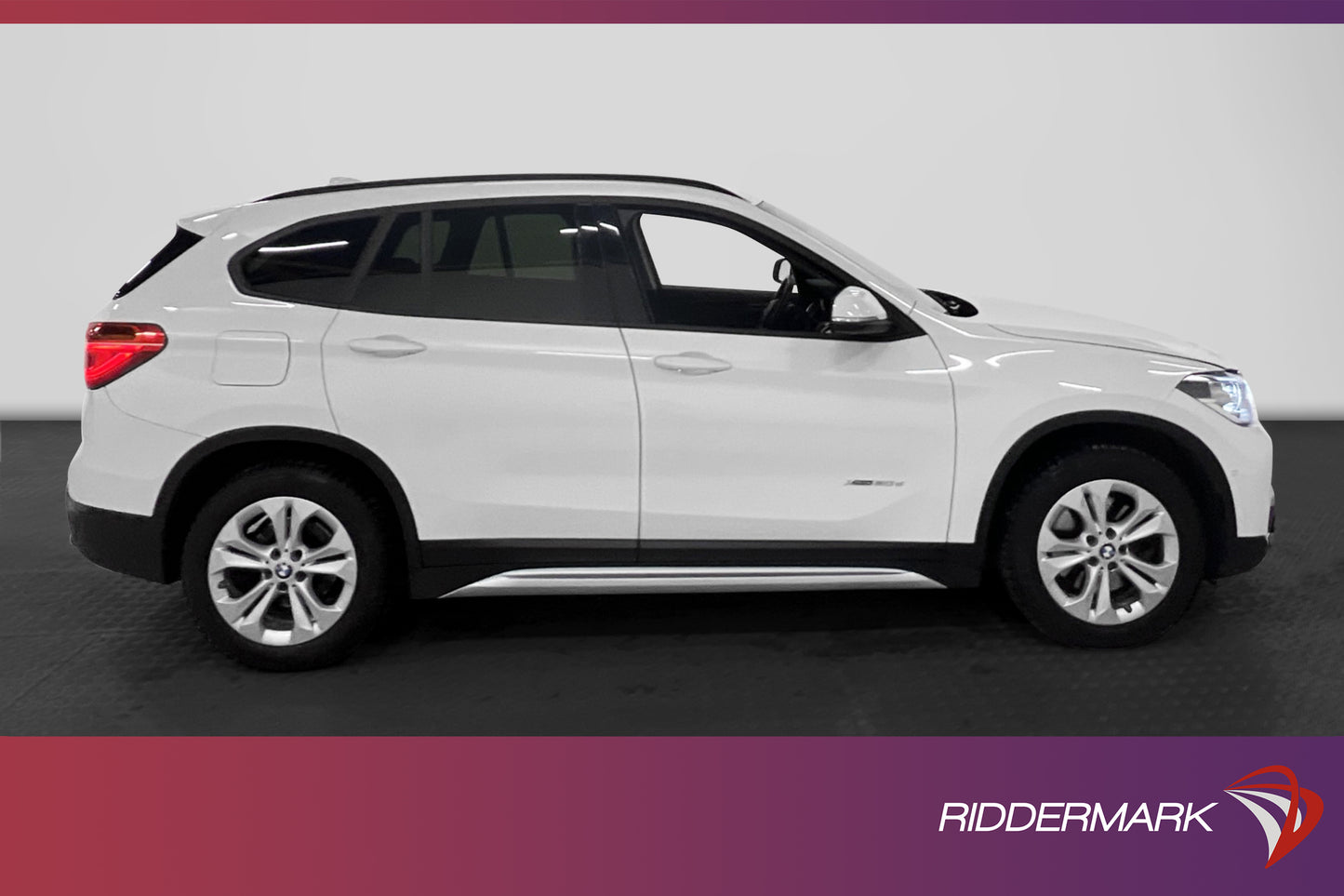 BMW X1 xDrive20d 190hk X Line M-Värmare Head Up Navi