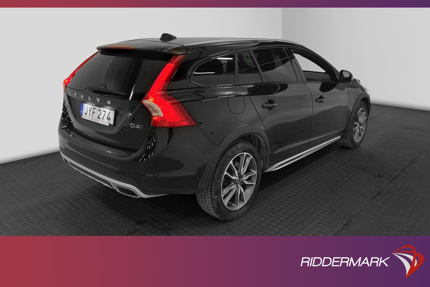 Volvo V60 CC D4 AWD 190hk Classic Summum Voc Navigation