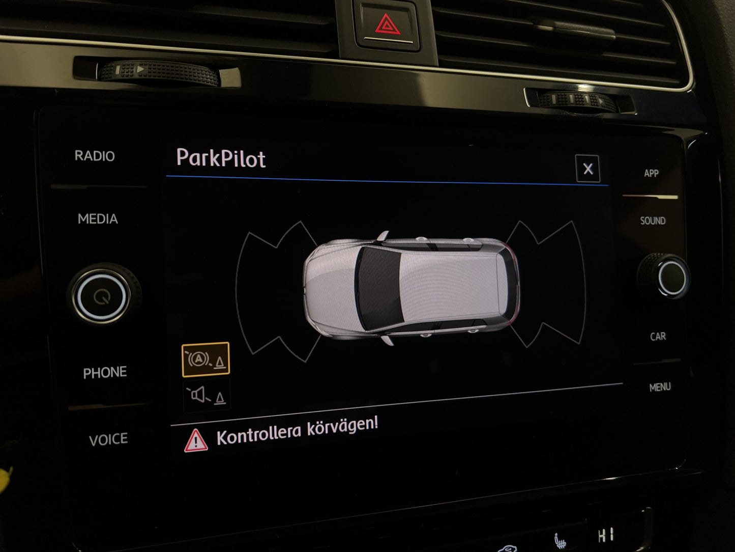 Volkswagen Golf 1.5 TSI 150hk R-Line Cockpit P-sensorer