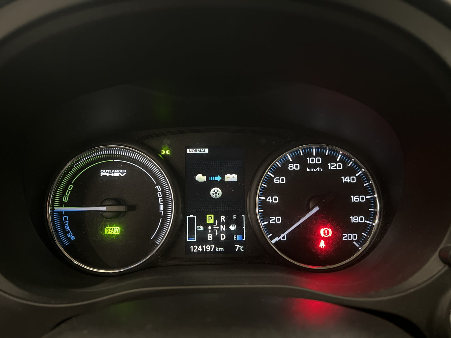 Mitsubishi Outlander P-HEV 2.0 Hybrid 4WD Business B-kam GPS