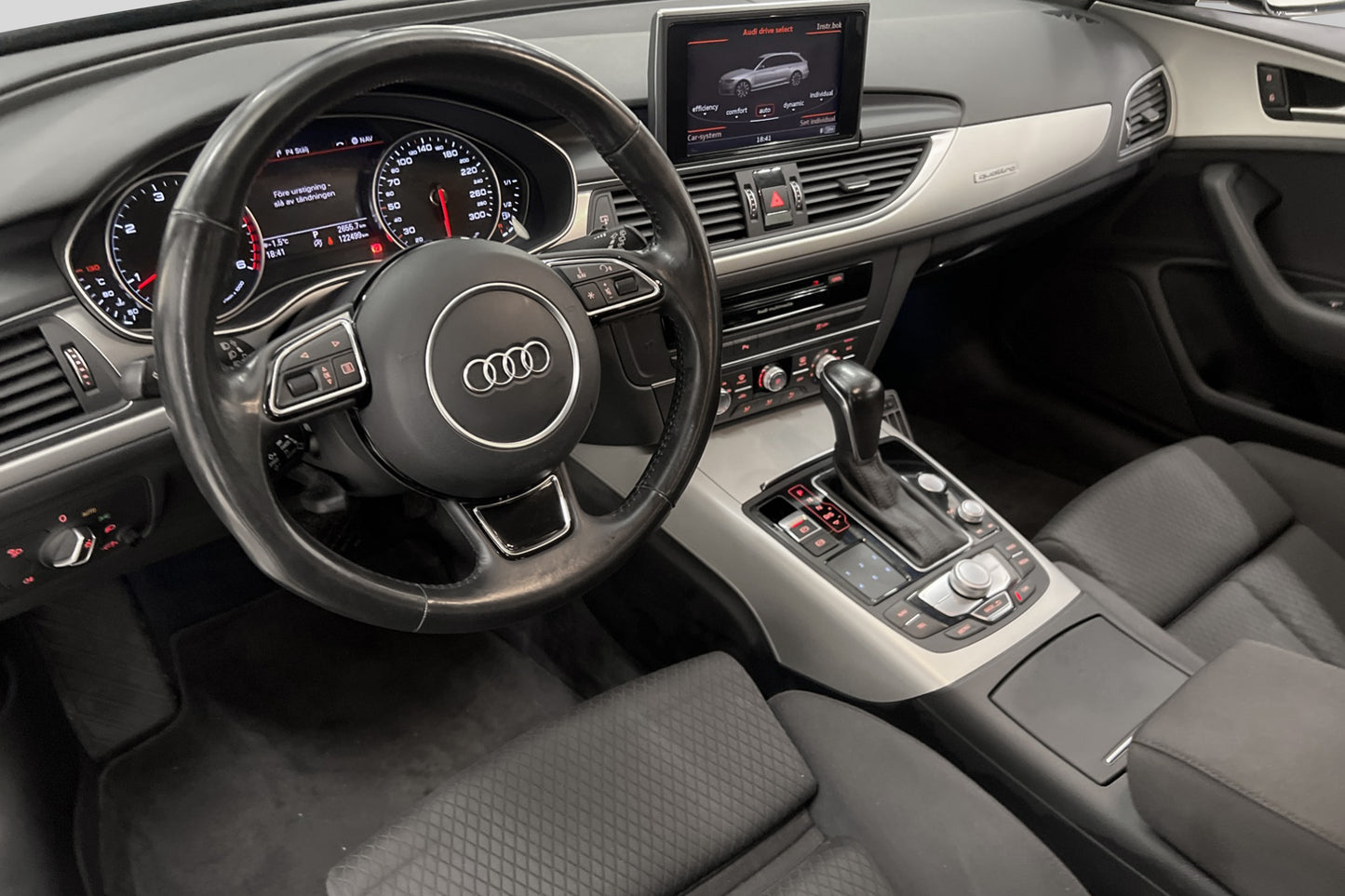 Audi A6 Avant 2.0 TDI Q 190hk S-line Kamera Navi Värmare