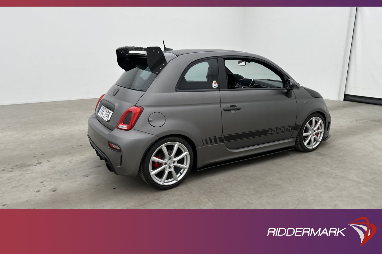 Abarth 595 Essesse 180hk Akrapovic Maxton Beats Navi Välserv