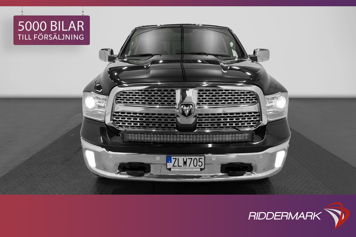 Dodge RAM Laramie 5.7HEMI 4x4 395hk Luftfjädring Drag Skinn