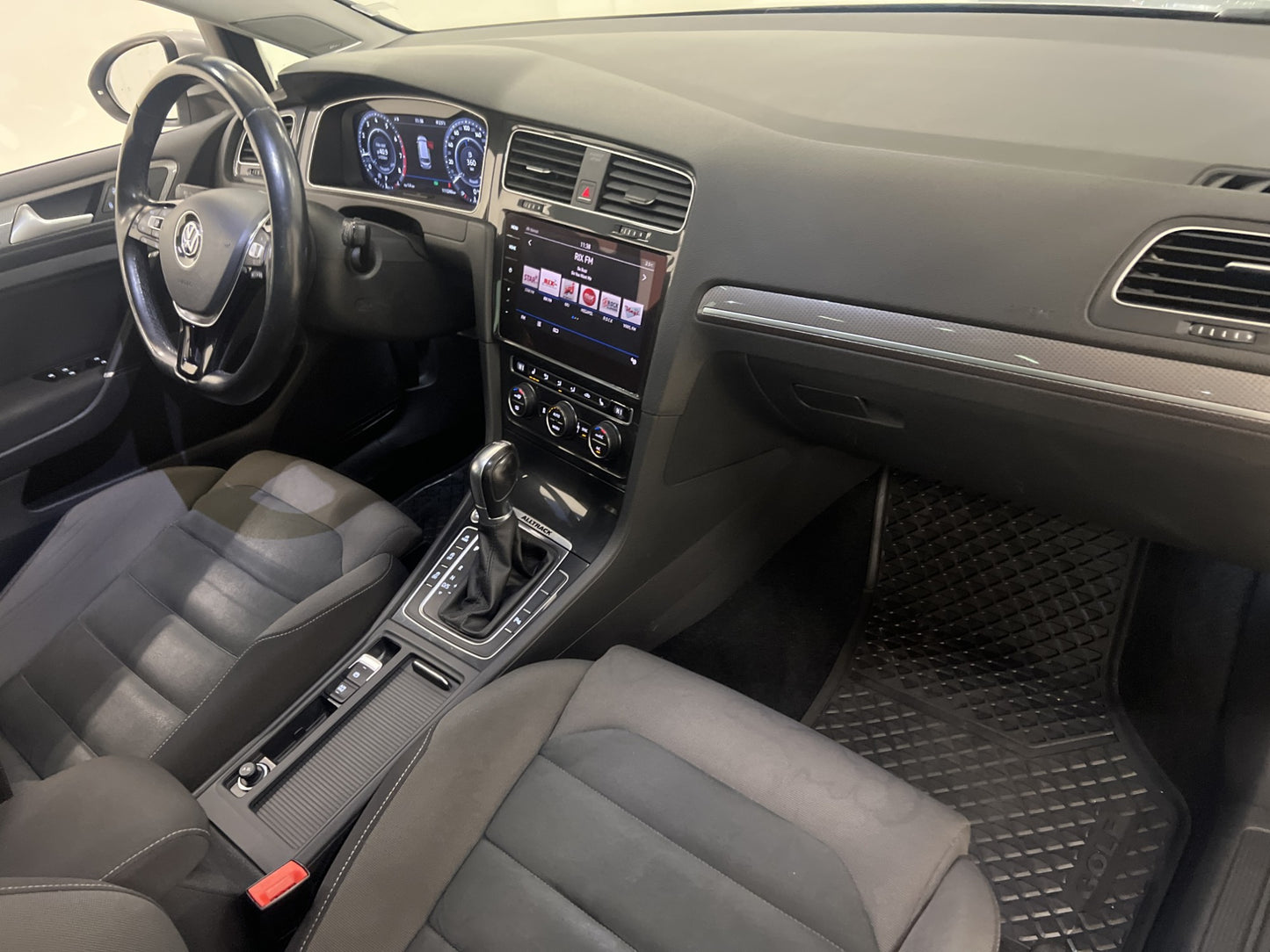 Volkswagen Golf Alltrack 1.8 4M 180hk Pano Dynaudio Cockpit