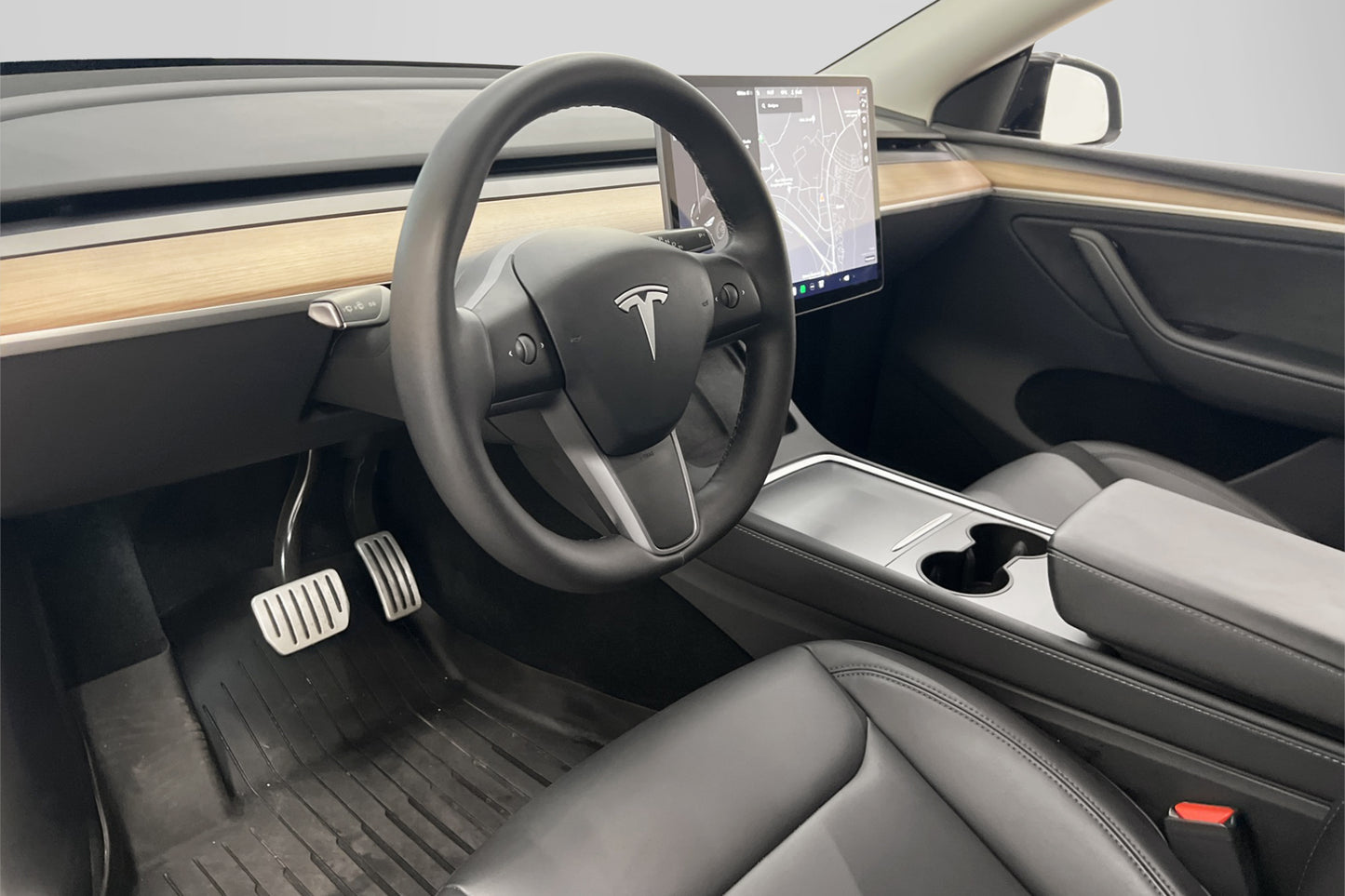 Tesla Model Y Performance 450hk Svensksåld Autopilot MOMS