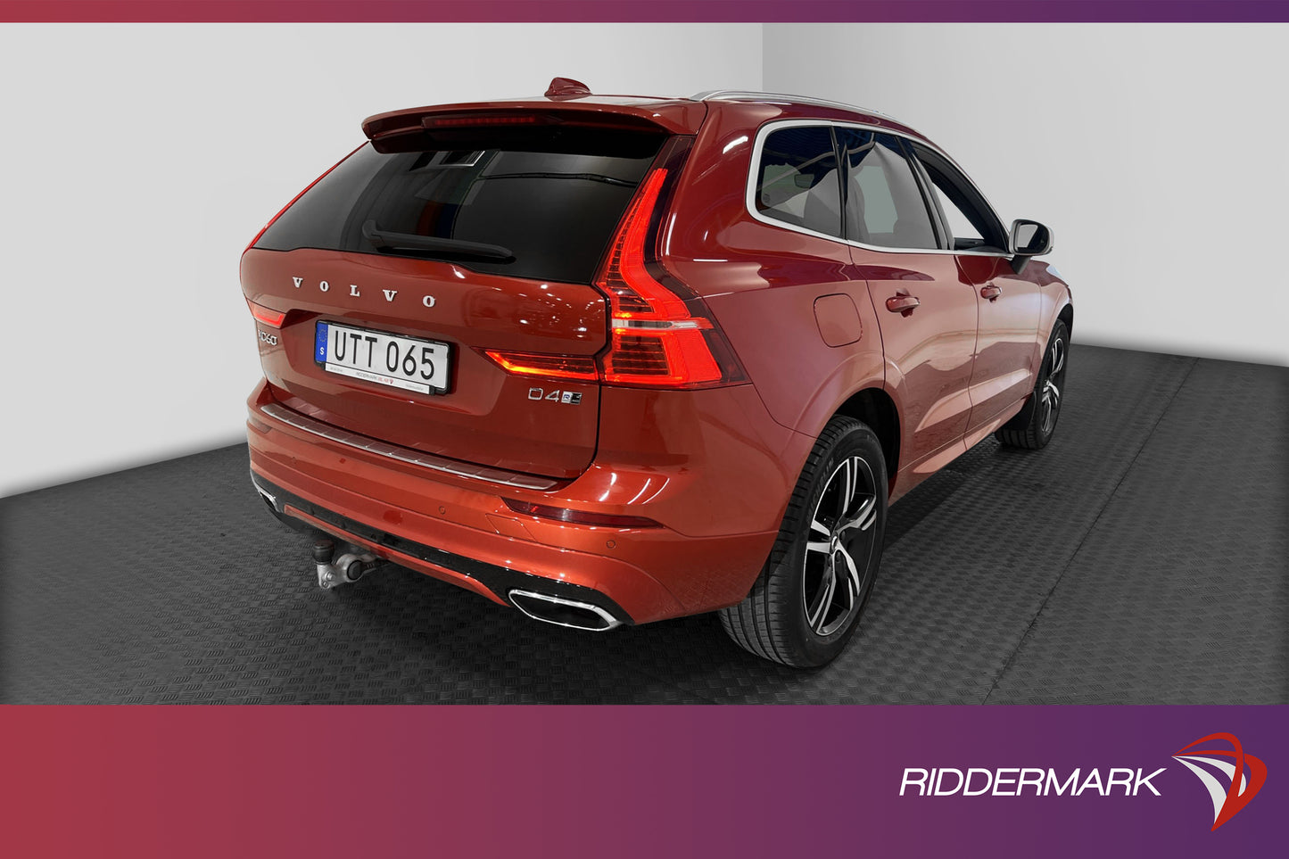 Volvo XC60 D4 AWD 190hk R-Design VOC D-värm B-kamera Skinn