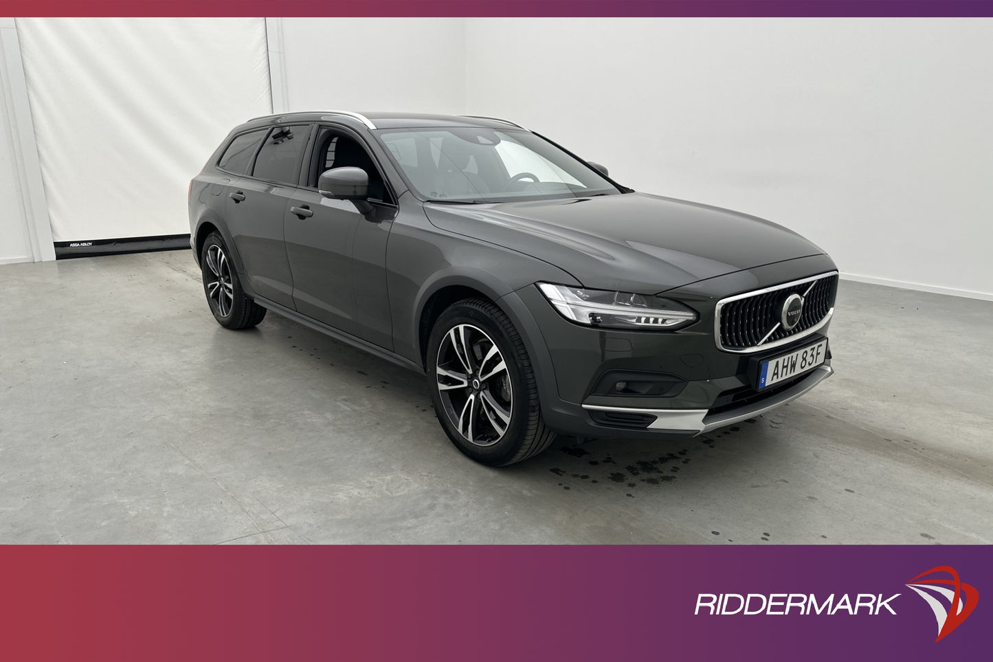 Volvo V90 Cross Country B4 AWD Advanced VOC H/K Drag MOMS