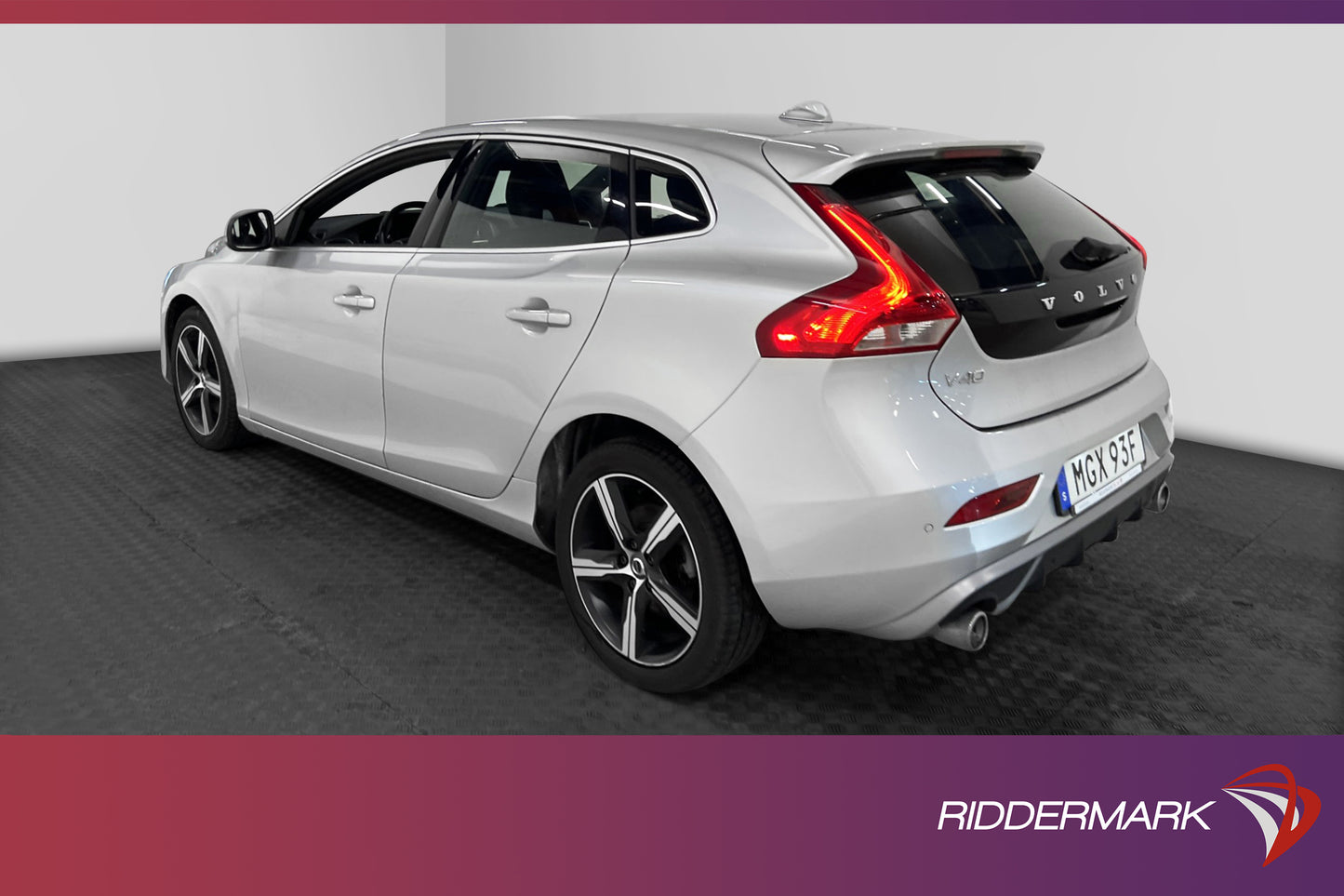 Volvo V40 D3 150hk R-Design D-värm VOC 0.53l/mil