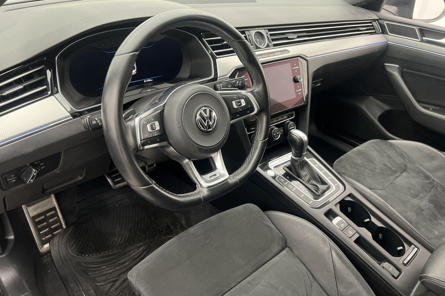 Volkswagen Arteon TDI 4M 190hk R-Line Cockpit Pano Navi Drag