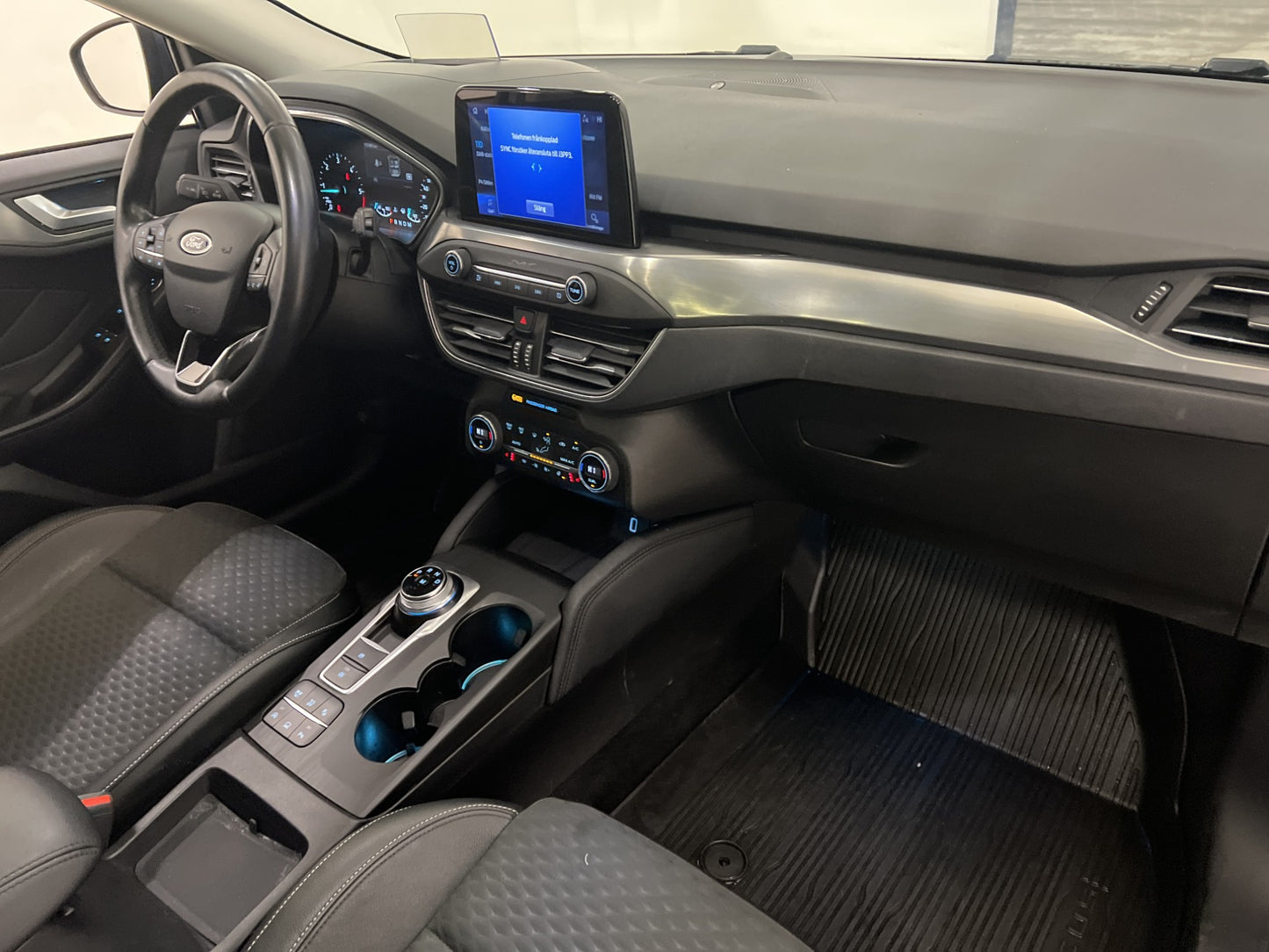 Ford Focus EcoBlue 120hk Titanium Pano HUD Kamera Halvskinn