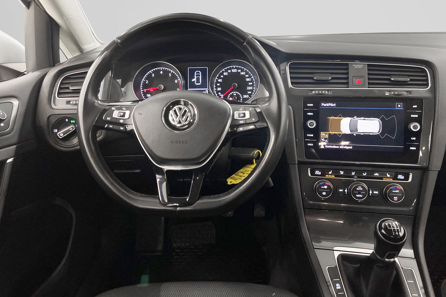 Volkswagen Golf 1.0 TSI 115hk Comfort Sensorer Låg Skatt