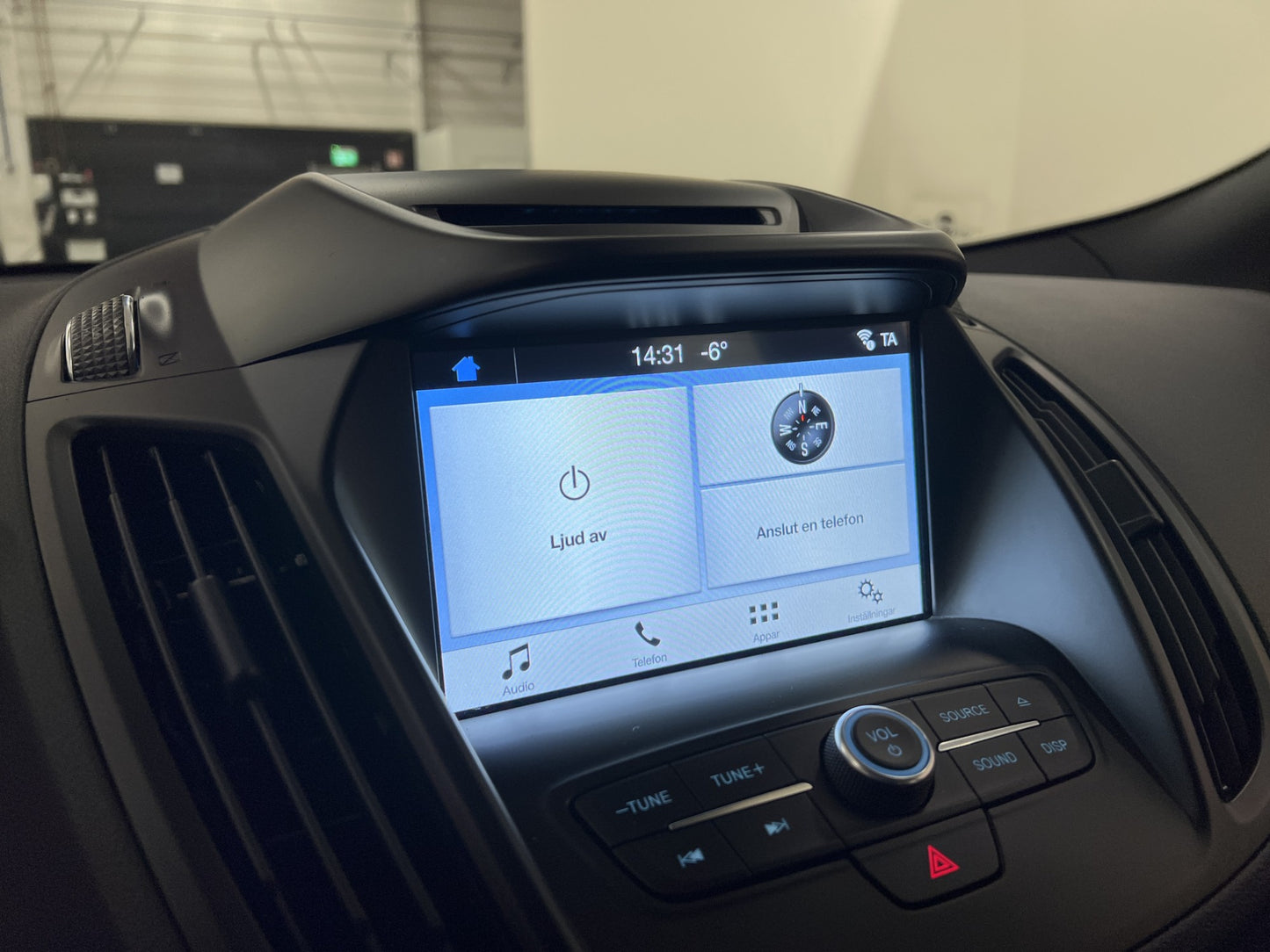 Ford Kuga 2.0 AWD 180hk ST-Line Pano CarPlay Rattvärme Drag