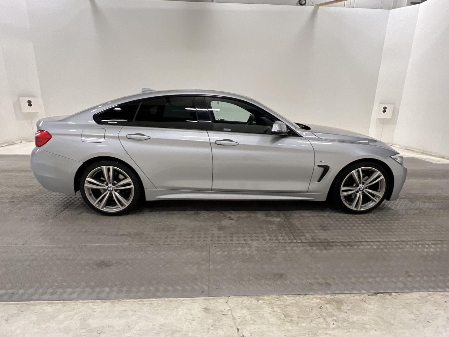 BMW 430d Gran Coupé 258hk M-Sport Pano H/K Skinn Kamera Drag