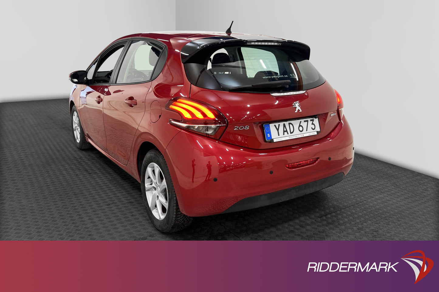 Peugeot 208 5-dörrar 1.6 99hk M&K-Värmare Bluetooth Sensorer