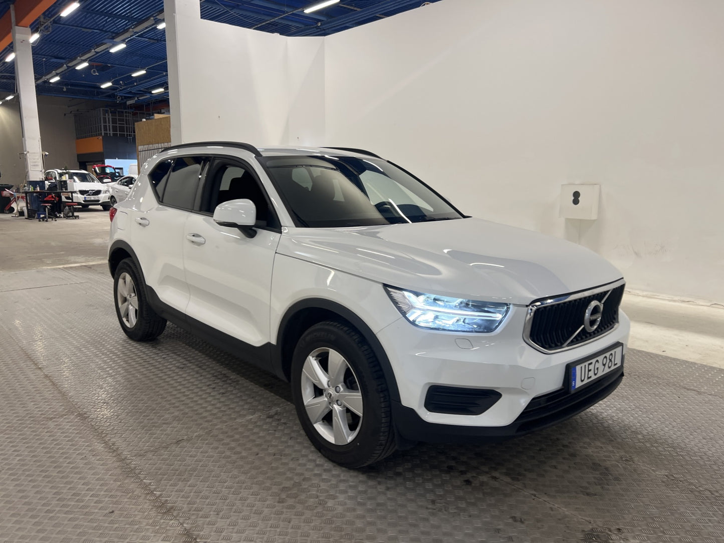 Volvo XC40 D3 AWD 150hk Business VOC Värmare Drag Välservad