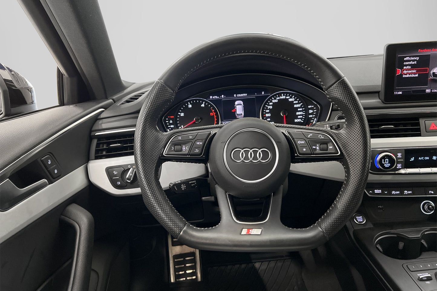 Audi A4 40 TD Q 2.0 TDI 190hk S-Line D-Värm M-värm Drag