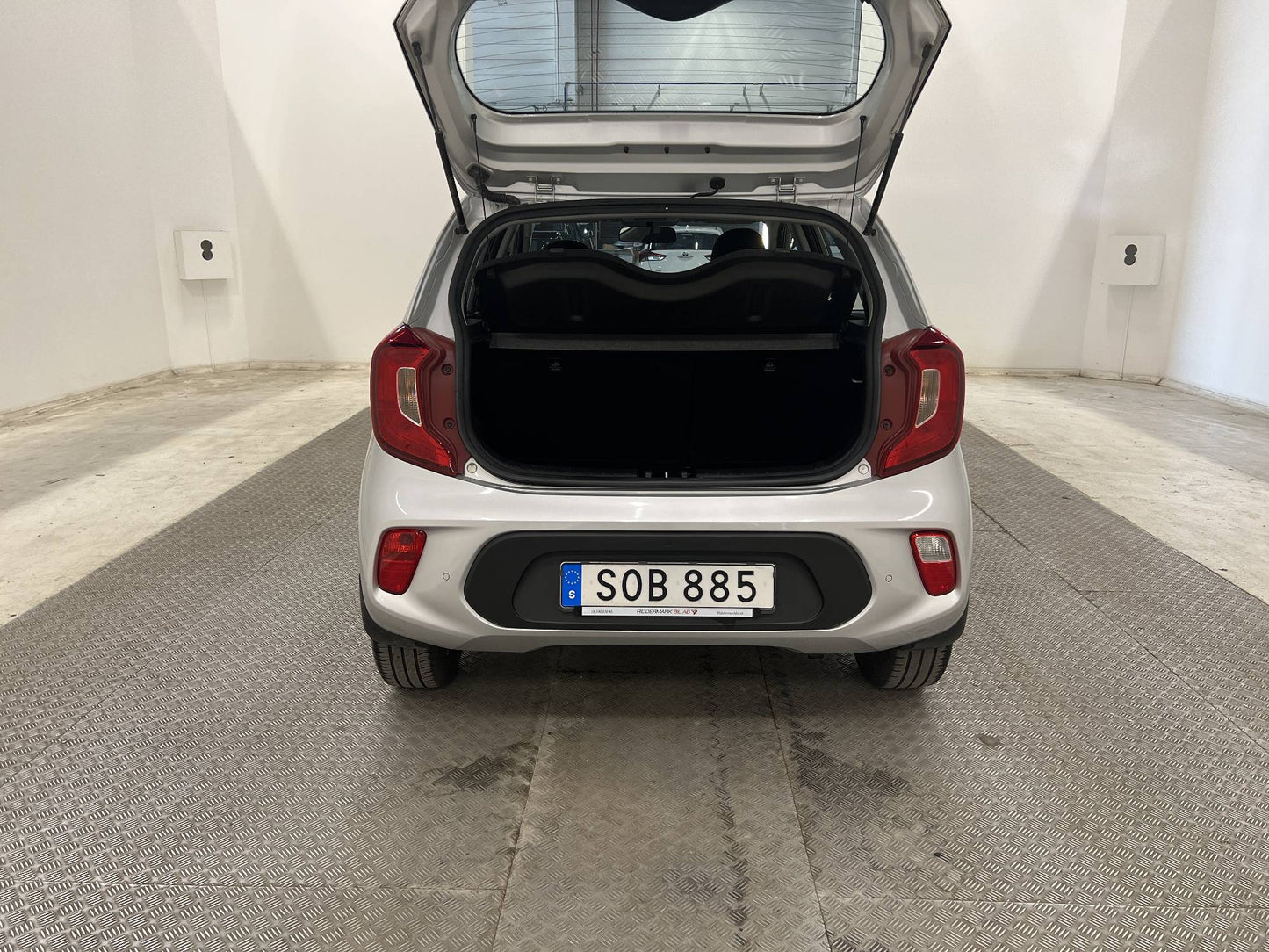 Kia Picanto 1.0 MPI 67hk Backkamera Carplay Rattvärme