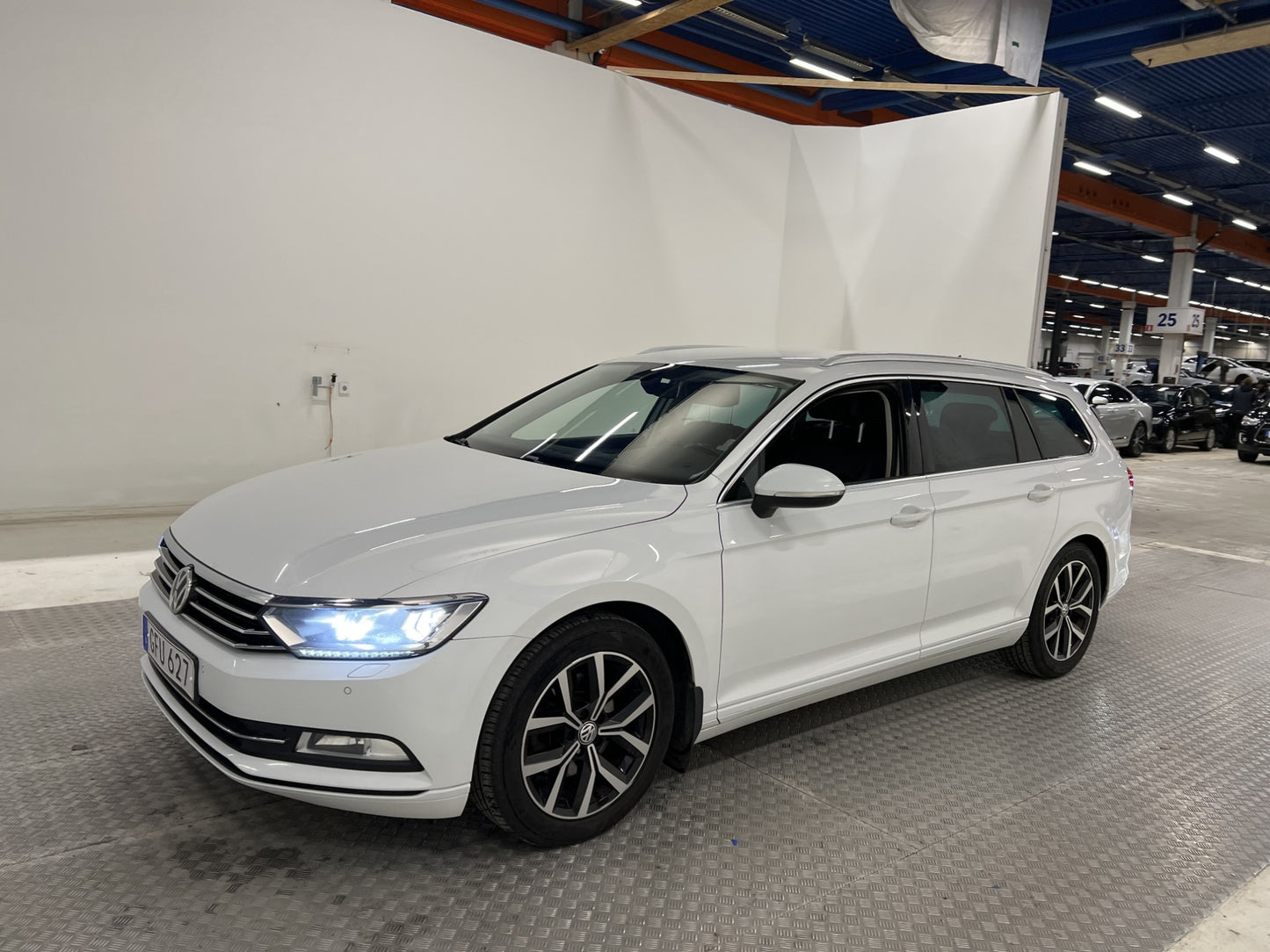 Volkswagen Passat Sportscombi TDI 150hk Executive Värmare