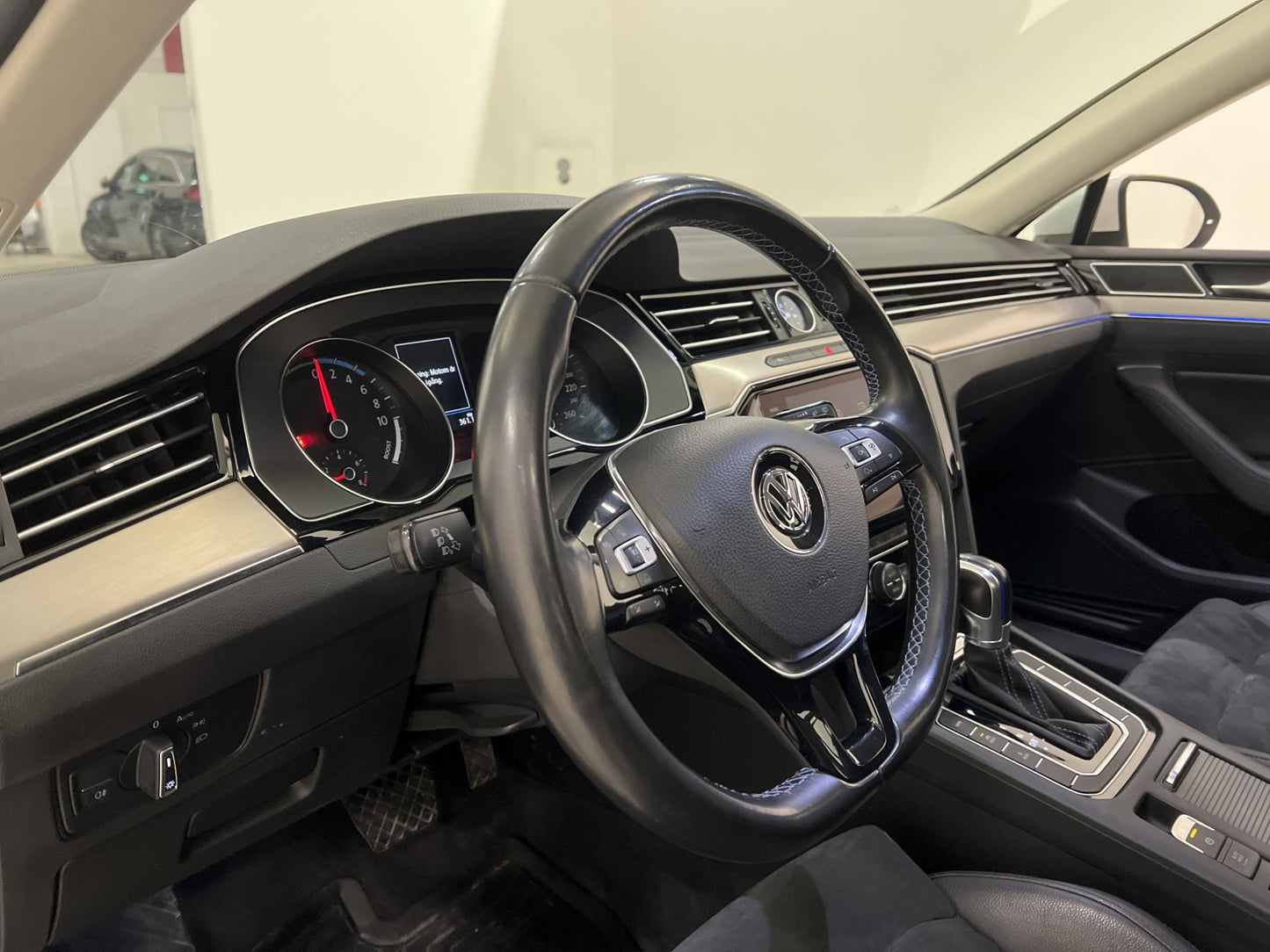 Volkswagen Passat GTE 218hk Executive Kamera Carplay Drag