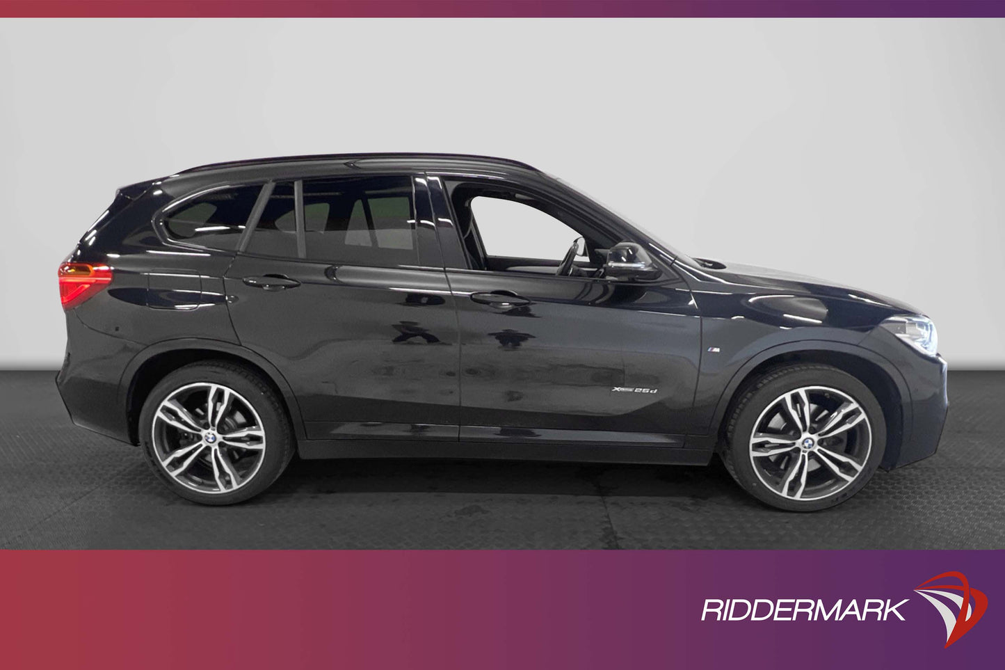 BMW X1 xDrive25d 231hk M Sport Pano H/K B-kamera Navi Drag