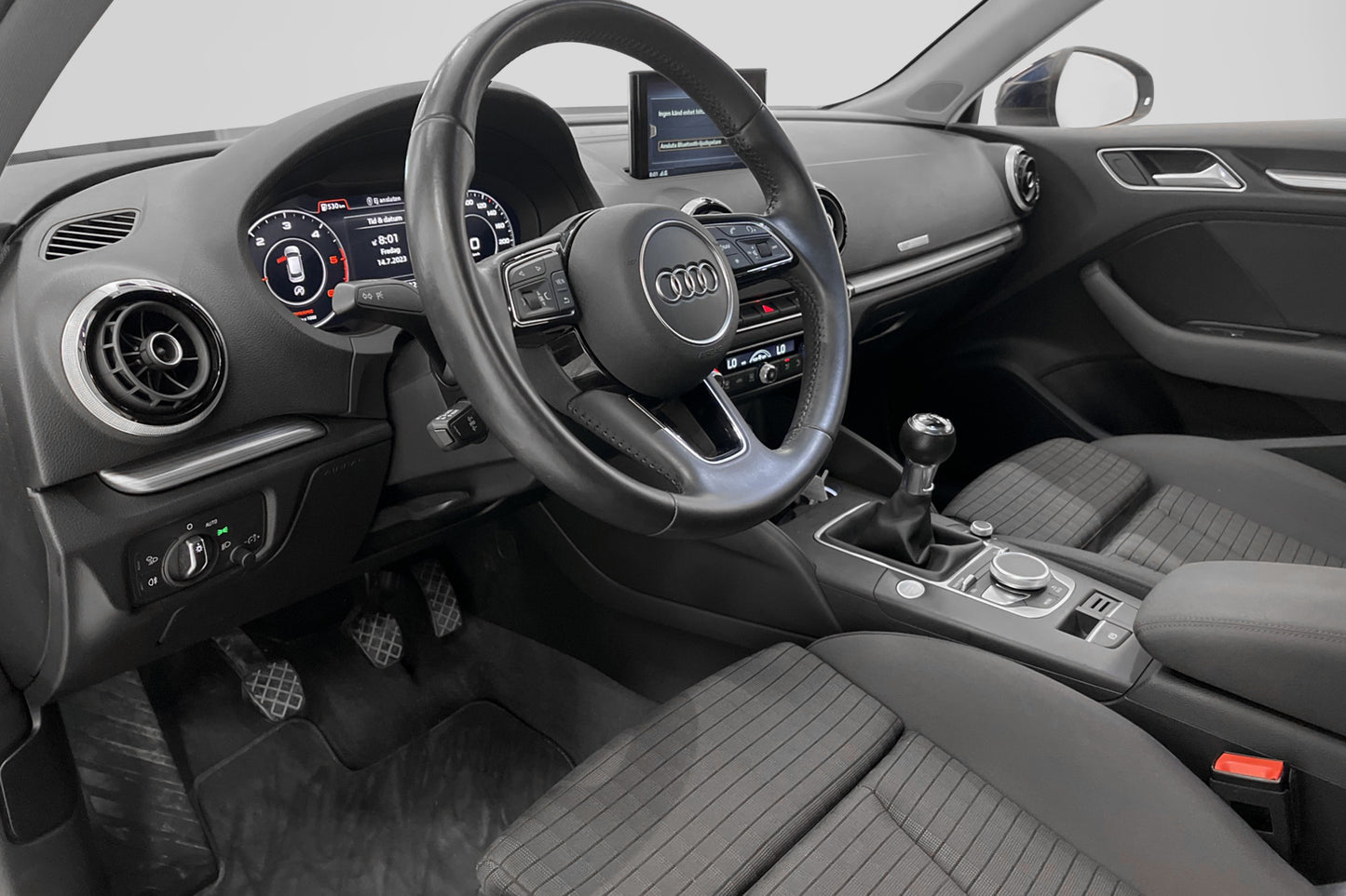 Audi A3 1.6 TDI 110hk Cockpit Navi Sportstolar 1-Brukare