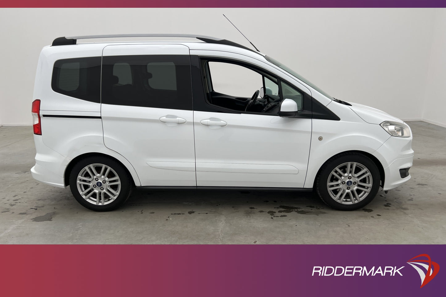 Ford Tourneo Courier 1.6 Farthållare 0.40L/Mil 5-Sits Moms