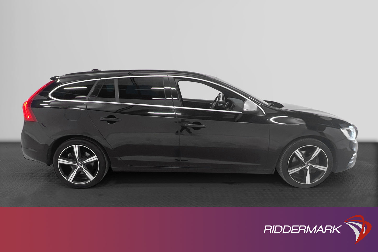 Volvo V60 D4 AWD R-Design D-Värmare VOC Välservad 0.48L/Mil