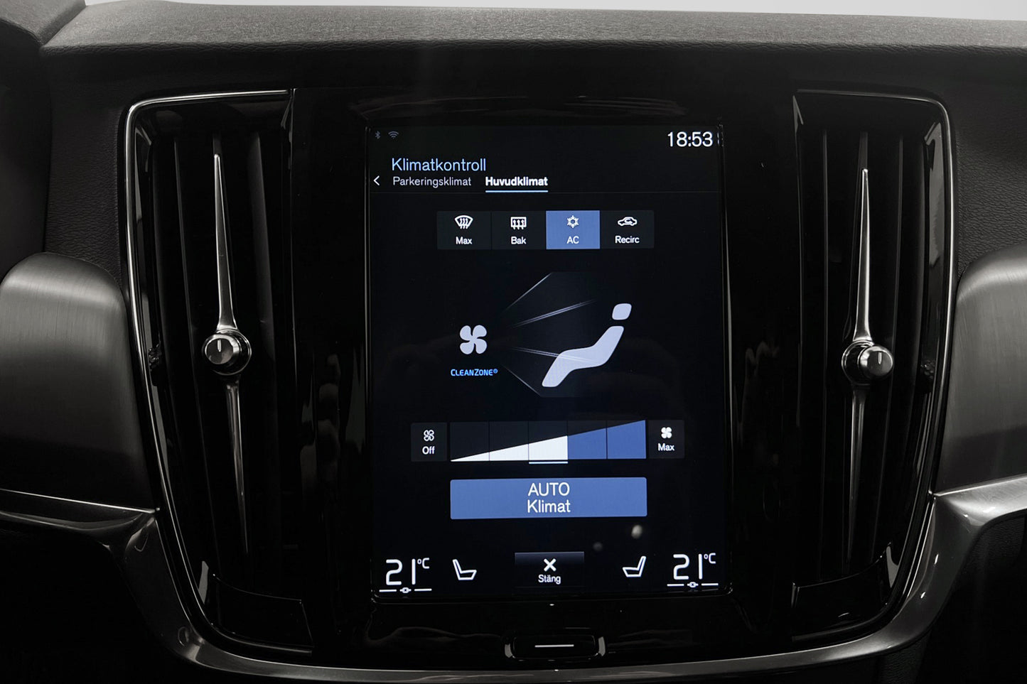 Volvo V90 D4 200hk Advanced VOC Värmare Polestar Carplay