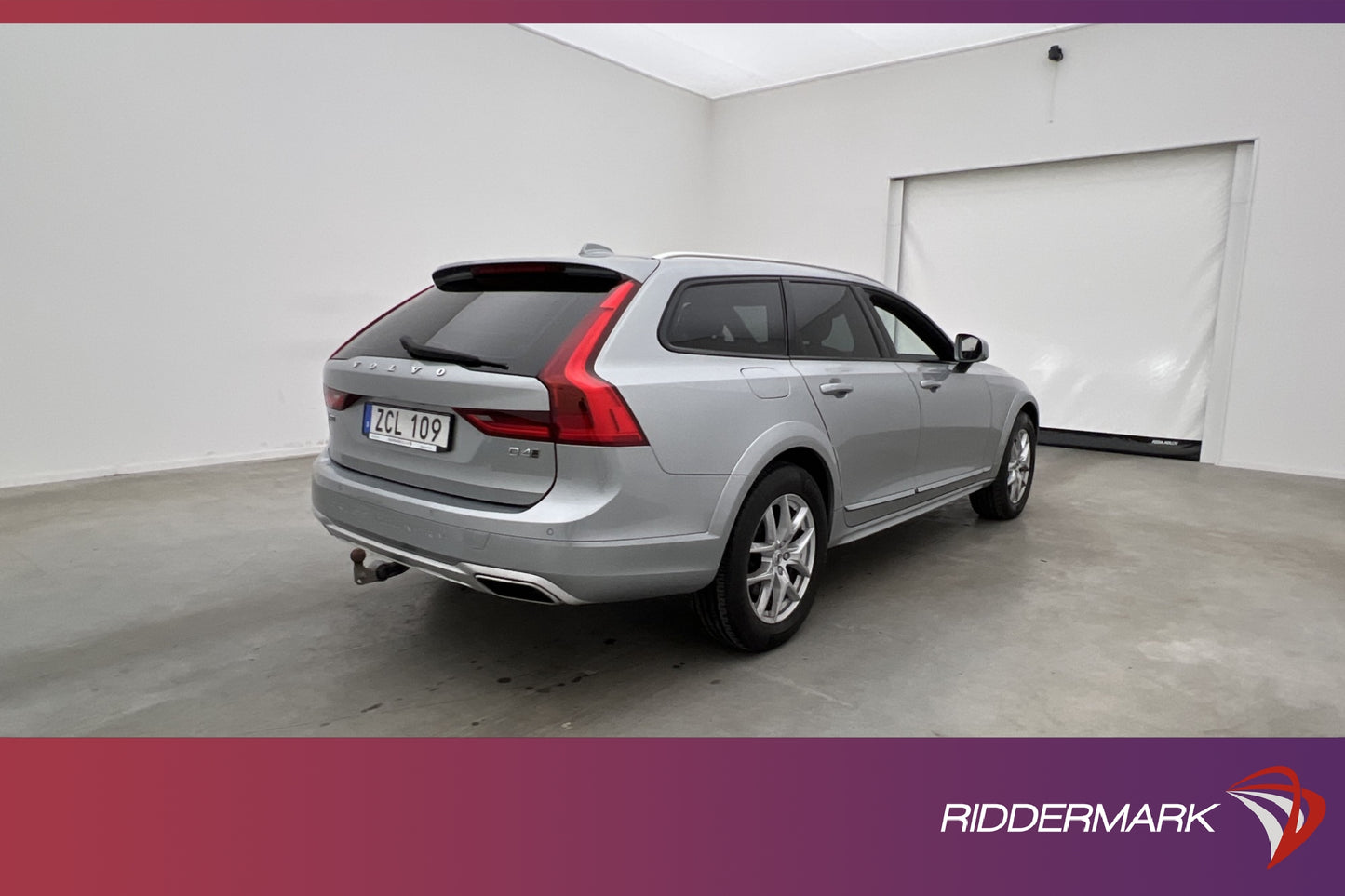 Volvo V90 Cross Country D4 AWD Pro VOC Kamera Navi BLIS Drag