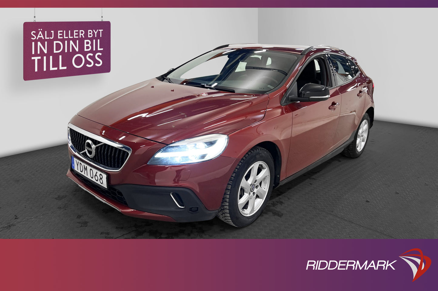 Volvo V40 Cross Country D4 Momentum B-Kamera Skinn Drag