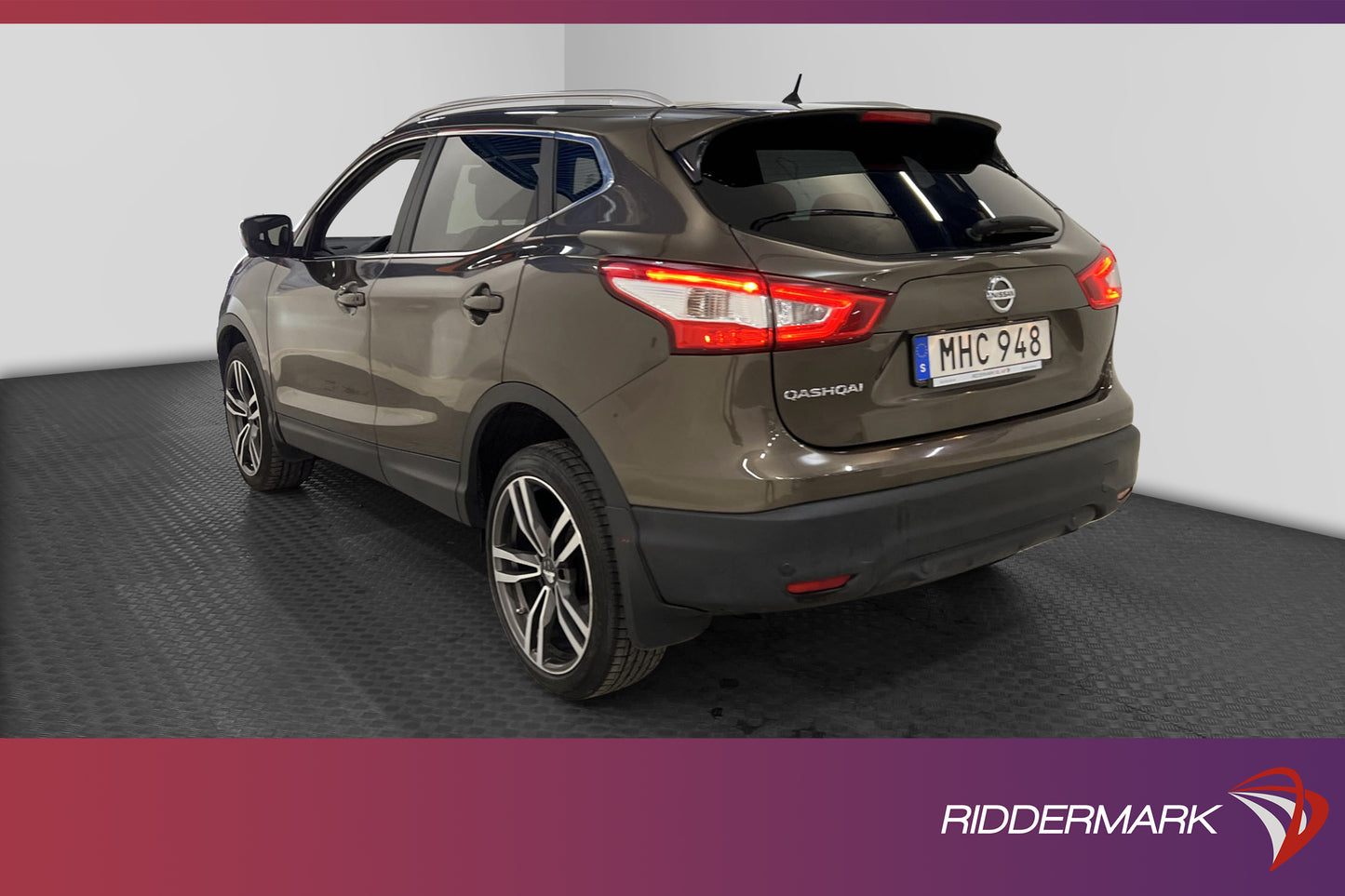 Nissan Qashqai 1.2 115hk TEKNA Pano Navi 360° kamera