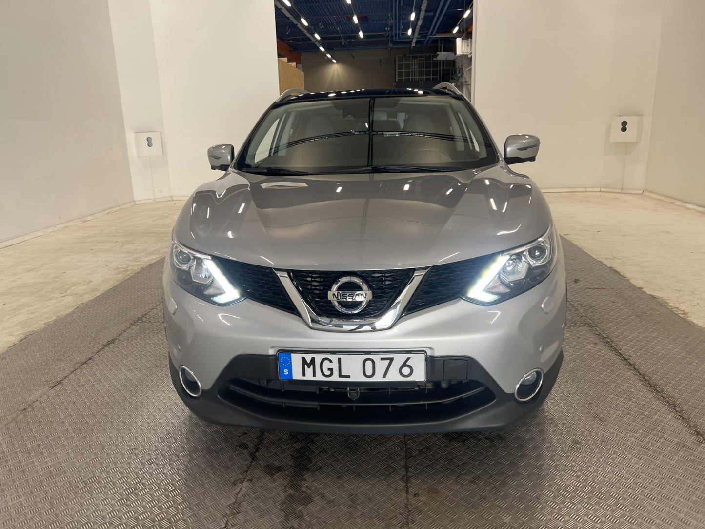 Nissan Qashqai 1.2 DIG-T 115hk Tekna Pano 360° Värmare Drag