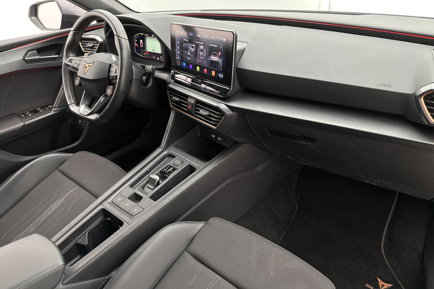 Cupra León e-Hybrid 204hk Backkamera Rattvärme CarPlay