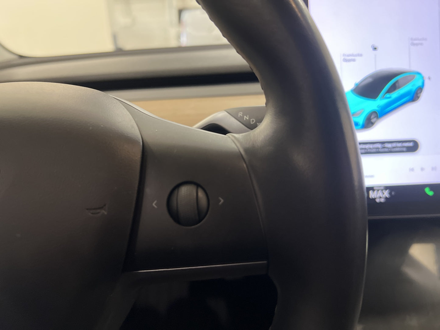 Tesla Model 3 Standard Range Plus 258hk Svensksåld Autopilot