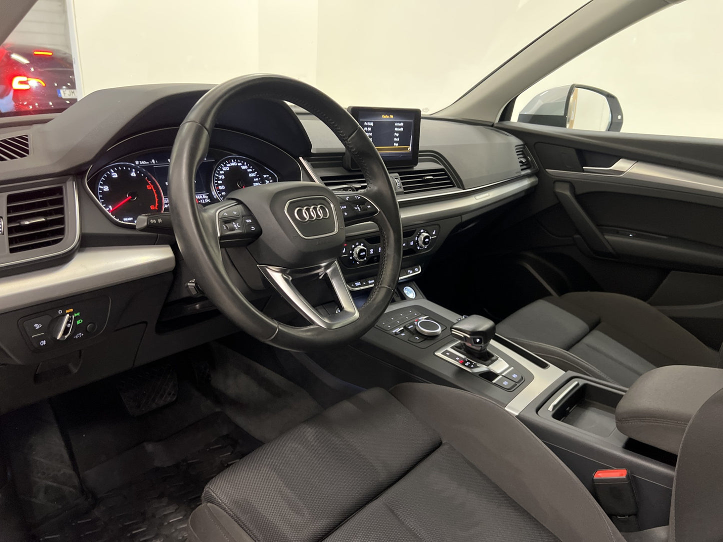 Audi Q5 Quattro 2.0 TDI 190hk Proline Värmare Dragkrok PDC