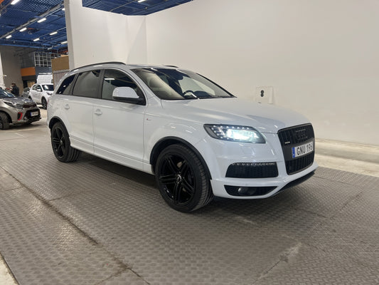 Audi Q7 3.0 TDI V6 Q 204hk S-Line 7-sits Pano Värm Drag Luft