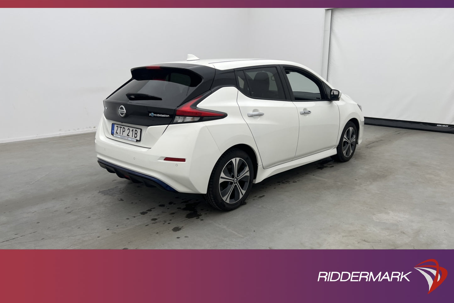 Nissan Leaf 40 kWh 150hk N-Connecta Värmare 360° Navi MOMS