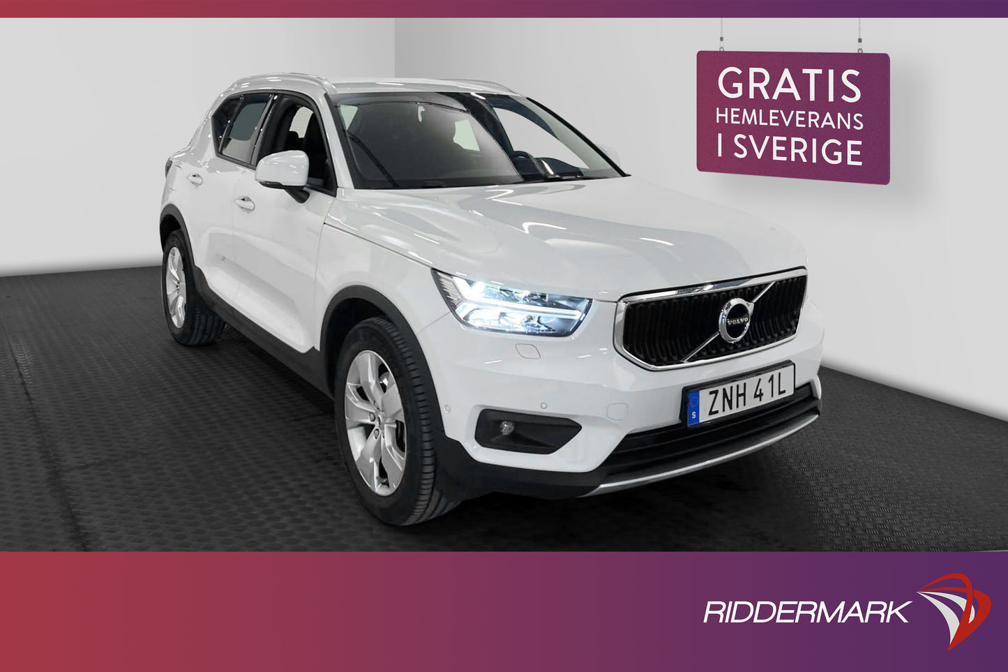 Volvo XC40 T4 190hk Momentum P-Värmare Navi 1924Mil