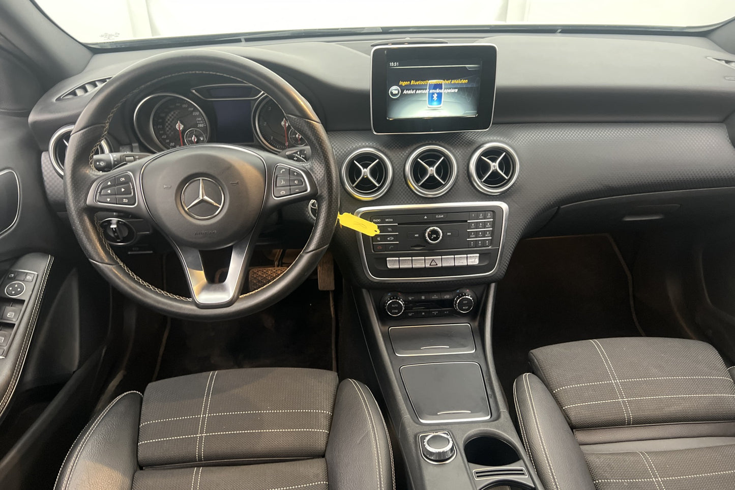 Mercedes-Benz A 220 d 4M 177hk Progressive Värmare Kamera