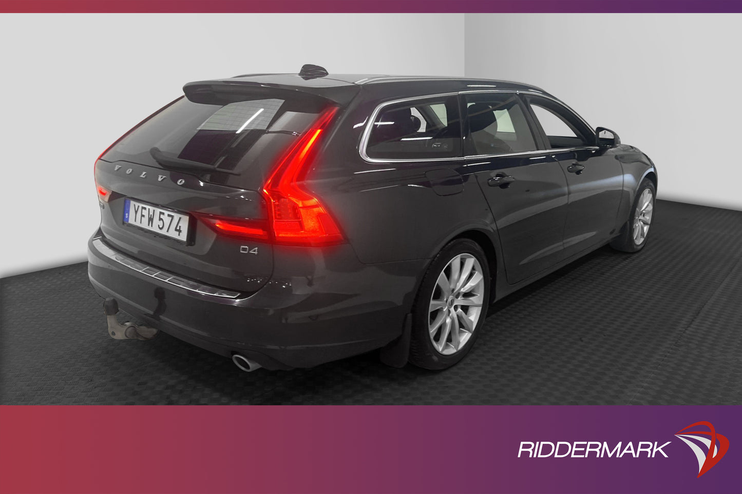 Volvo V90 D4 Advanced Pano VOC Värmare Navi 4-Zon BLIS Drag