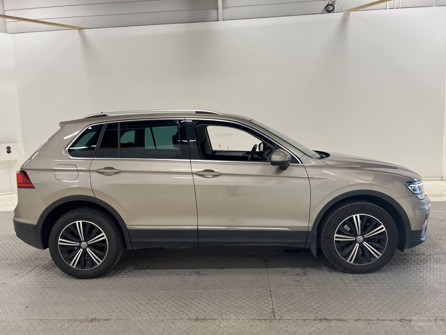 Volkswagen Tiguan 2.0 TSI 190hk 4Motion B-Värmare B-Kamera