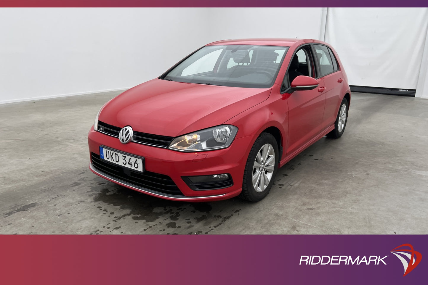 Volkswagen Golf 1.2 TSI 110hk R-Line Värm CarPlay Rattvärme