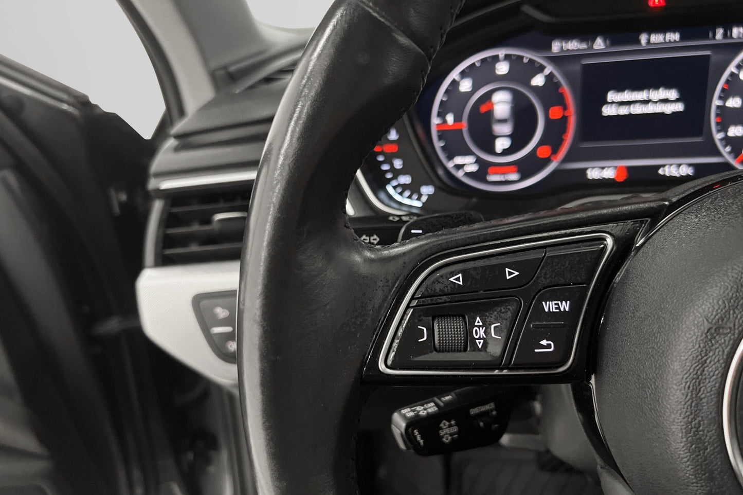 Audi A4 Sedan 40 TDI Q 190hk Cockpit Värmare Drag