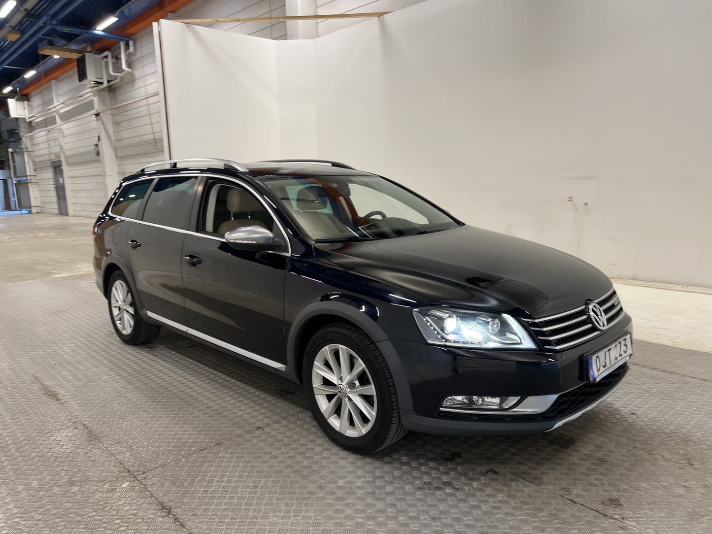 Volkswagen Passat Alltrack 2.0 TDI  Värmare Drag Skinn B-kam