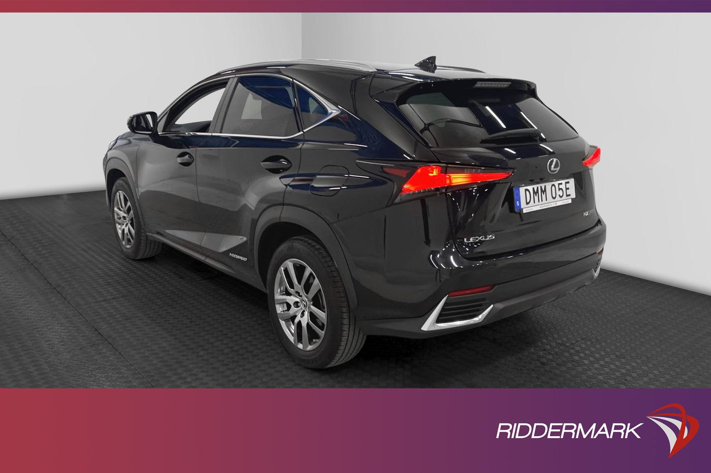 Lexus NX 300h AWD 2.5 E-CVT 197hk Skinn Navi B-Kam PDC