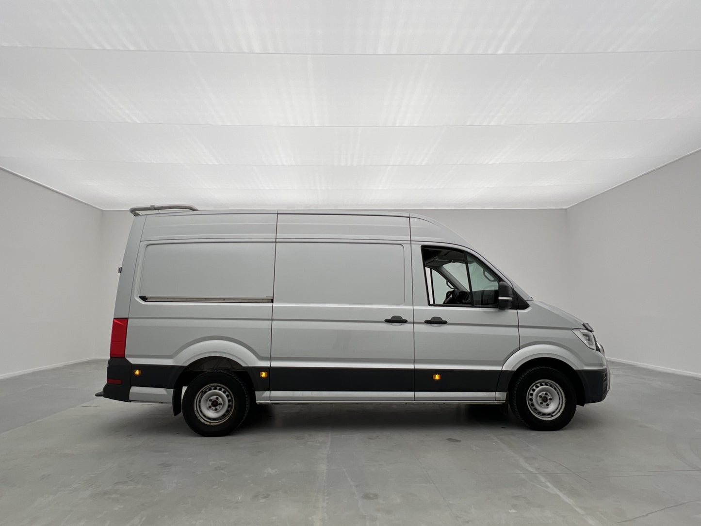 Volkswagen Crafter L2H2 2.0 4M Värmare Drag B-Kamera MOMS