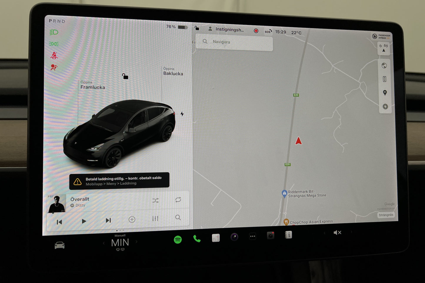 Tesla Model Y Long Range AWD Svensksåld Autopilot