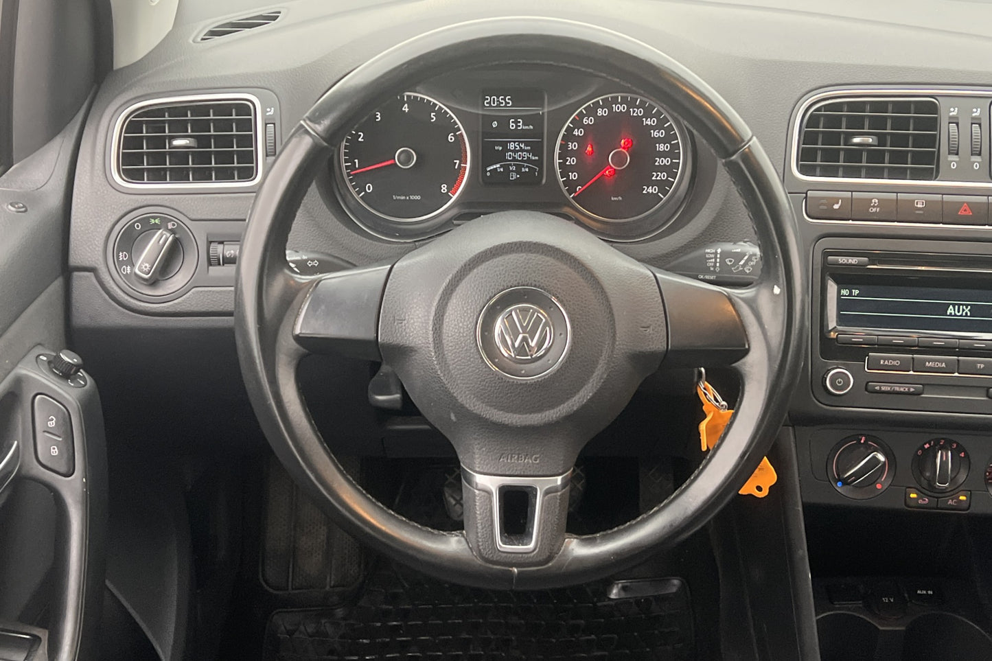 Volkswagen Polo 1.2 TSI 90hk R-Line Värmare Sensorer Drag